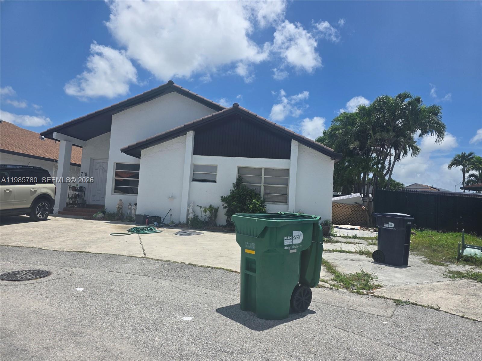 710 SW 99th Ct Circle, Miami, FL 33174, Miami