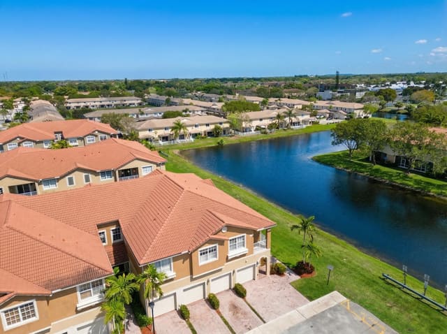 9051 Plymouth Place 20203, sold in Hampton Hills, Tamarac, FL
