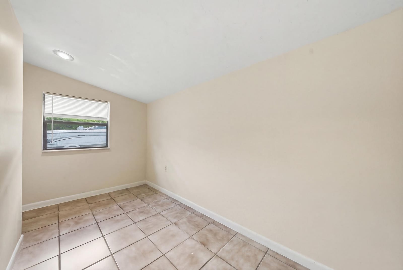 2591 Myrica Road — photo 9