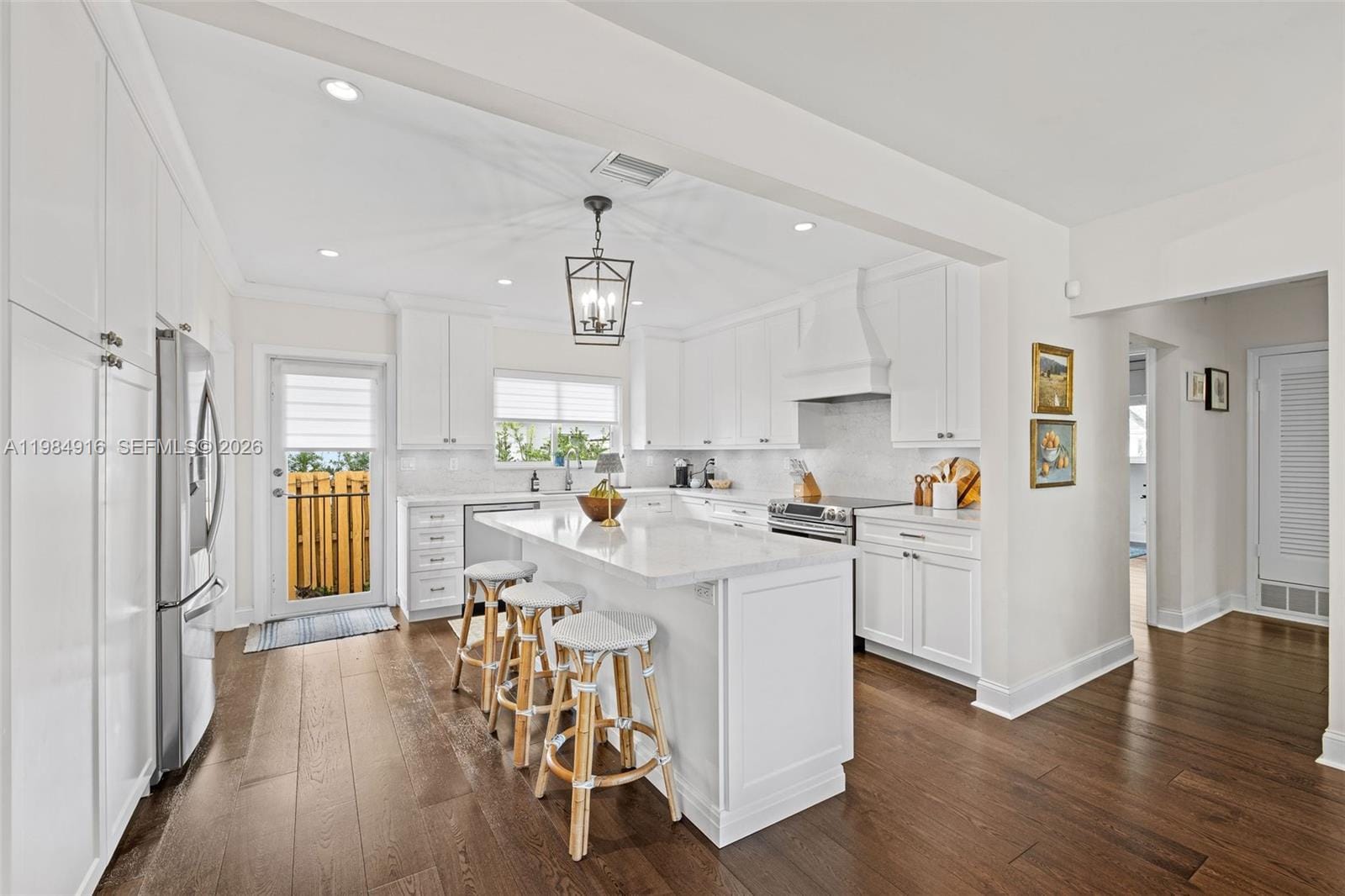 9880 NE 9th Avenue, Miami Shores, FL 33138