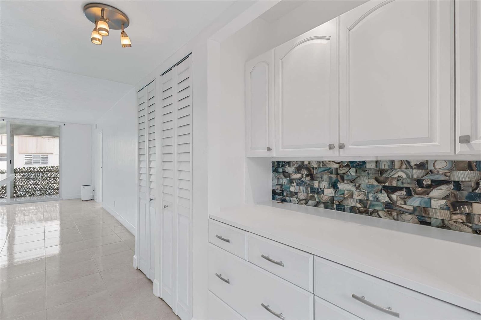 2841 Somerset Drive 311, Lauderdale Lakes, FL 33311 photo 4
