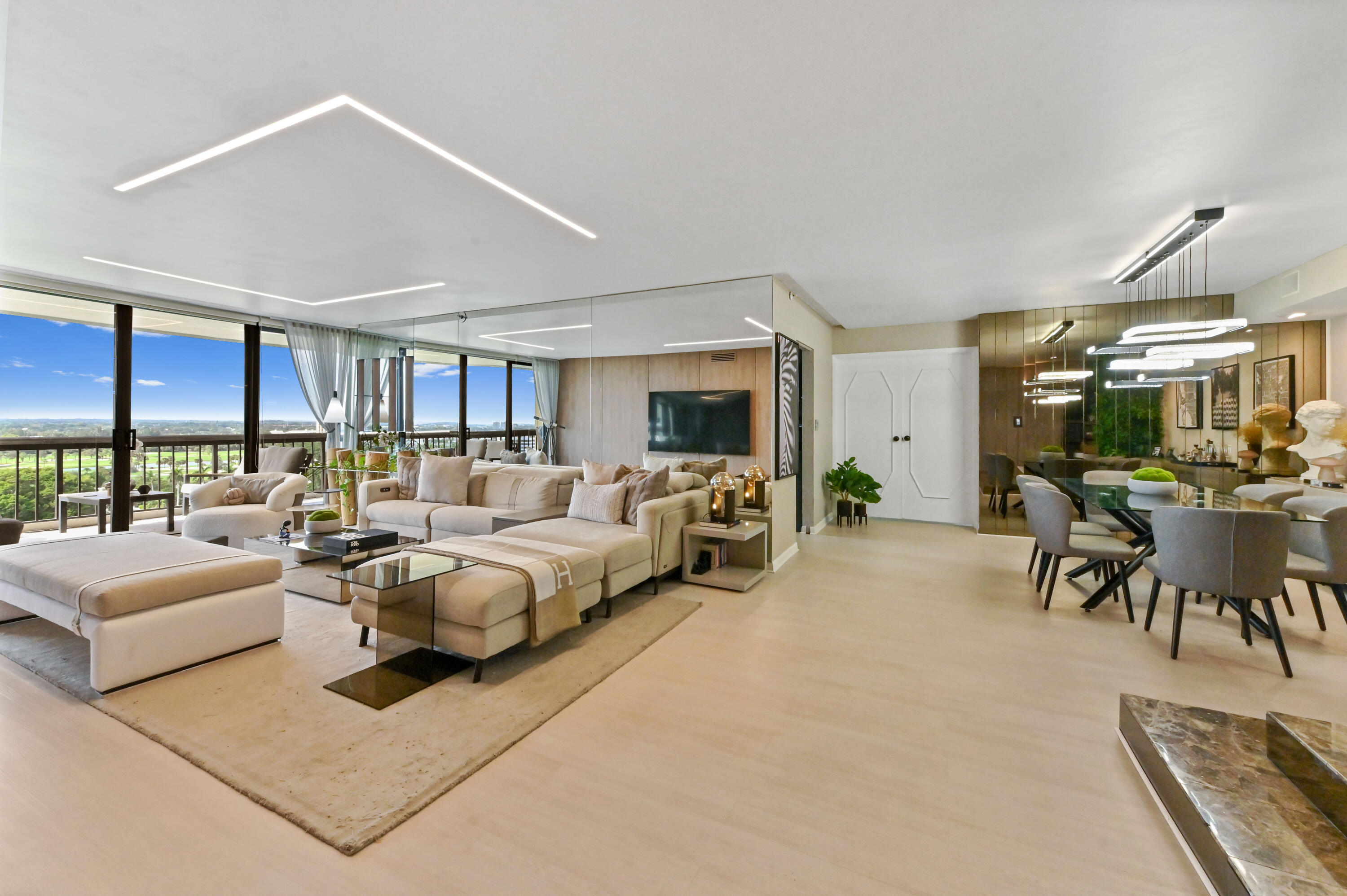 1900 Consulate Place 1205, West Palm Beach, FL 33401, West Palm Beach