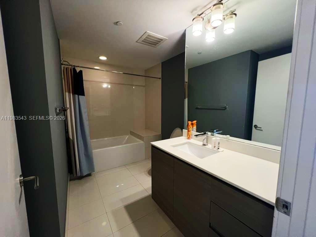 460 NE 28th Street 1407, Miami, FL 33137 photo 25