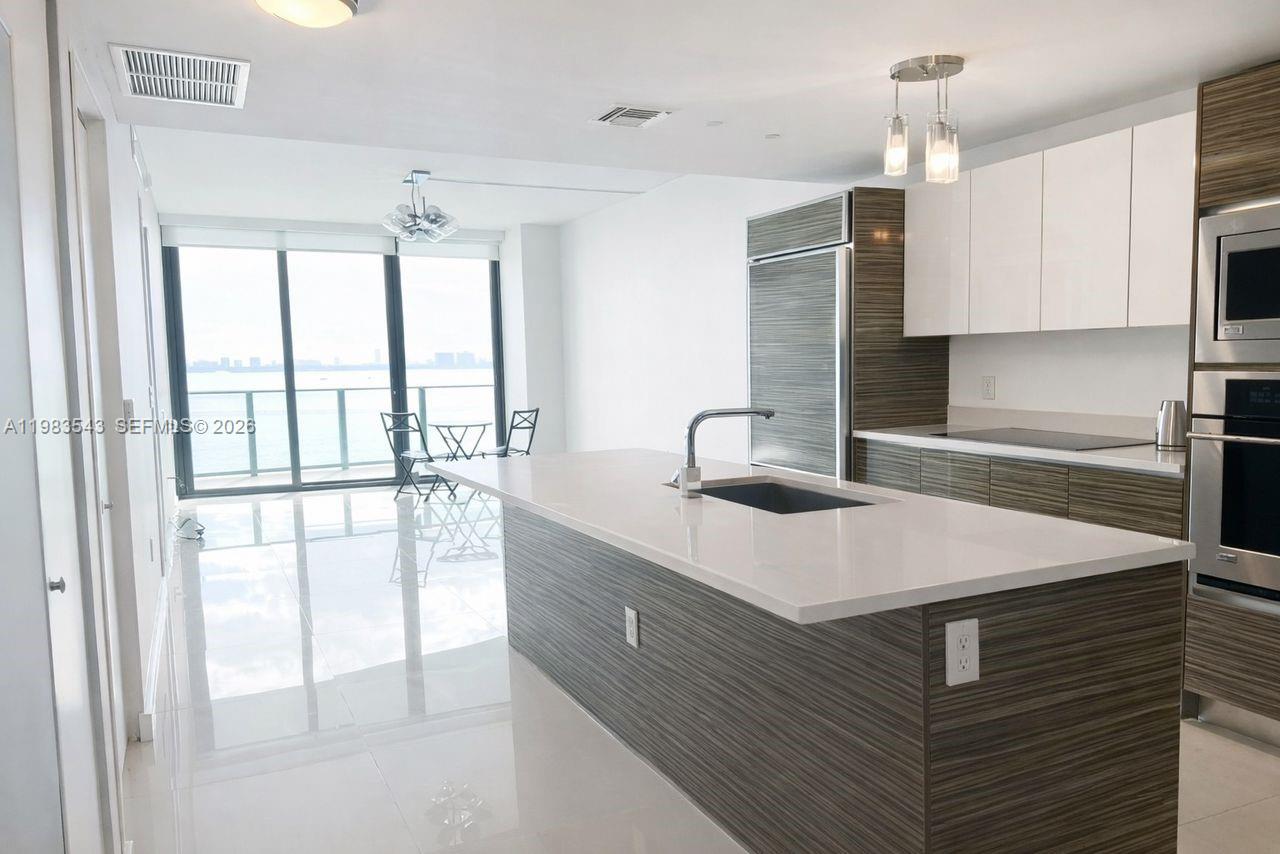 460 NE 28th Street 1407, Miami, FL 33137, Miami
