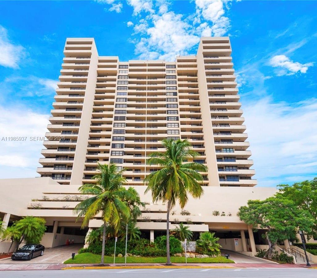 2555 Collins Avenue 2002, Miami Beach, FL 33140, Miami Beach