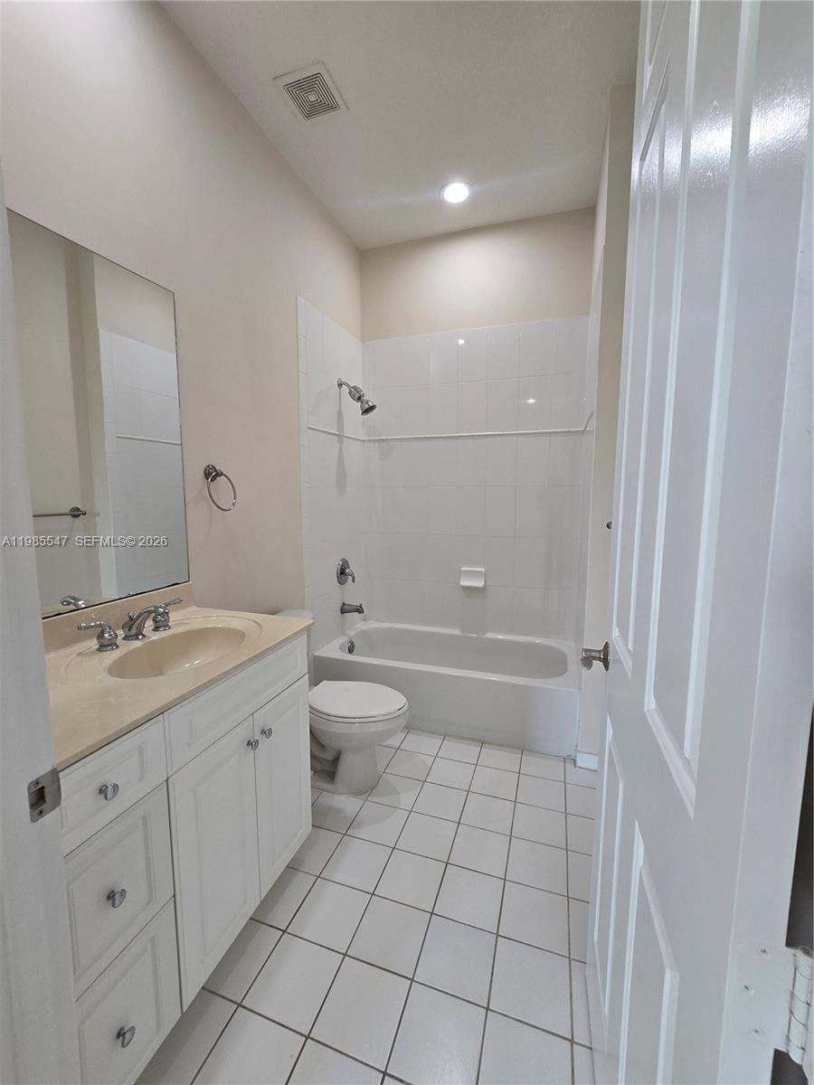 6841 N Lakeside Circle N 109-1, Davie, FL 33314 photo 24