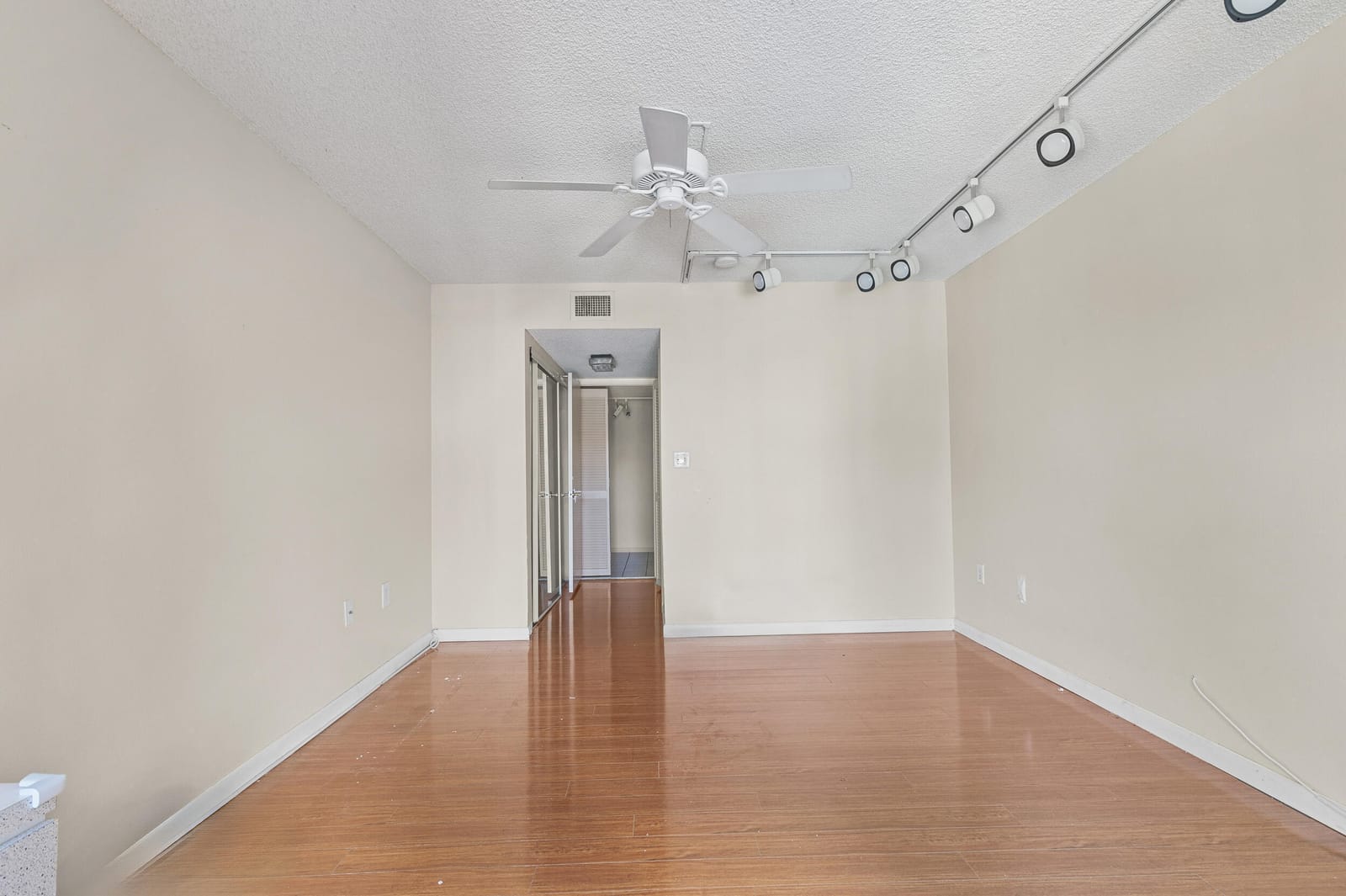 2802 N 46th Avenue B513, Hollywood, FL 33021 photo 14