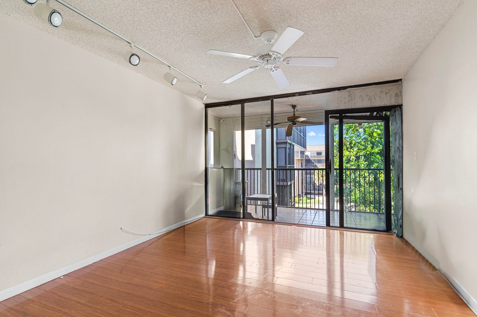 2802 N 46th Avenue B513, Hollywood, FL 33021 photo 15