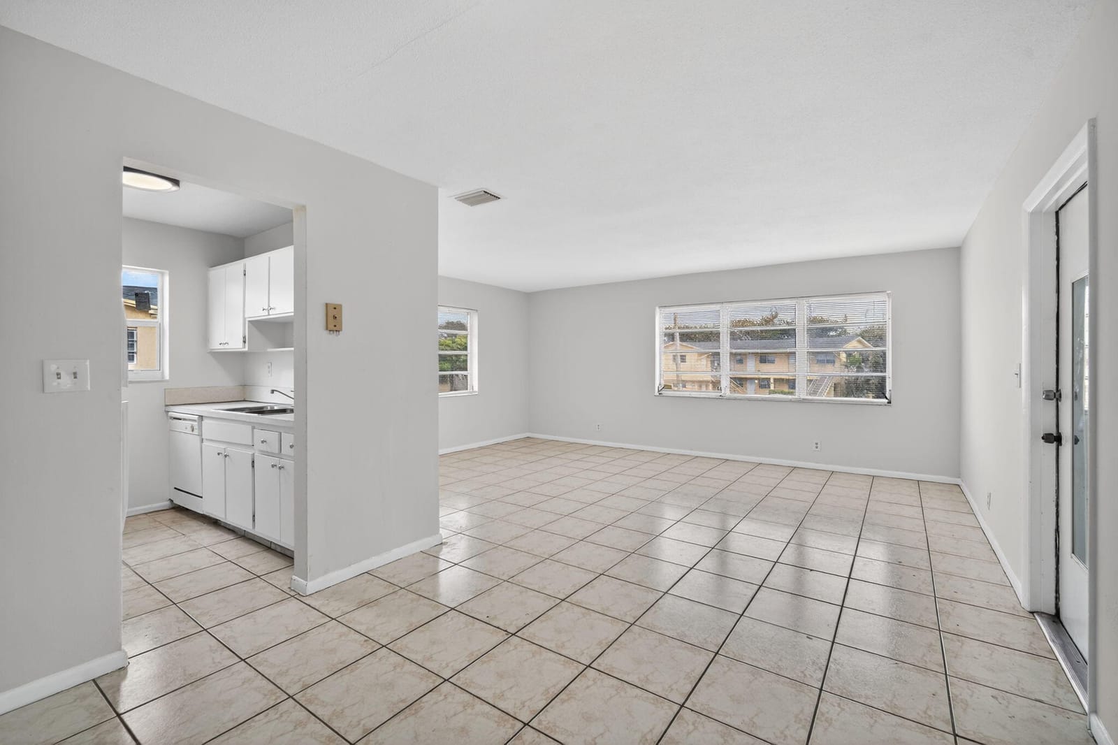 461 Sunshine Drive 1-6, Coconut Creek, FL photo 27