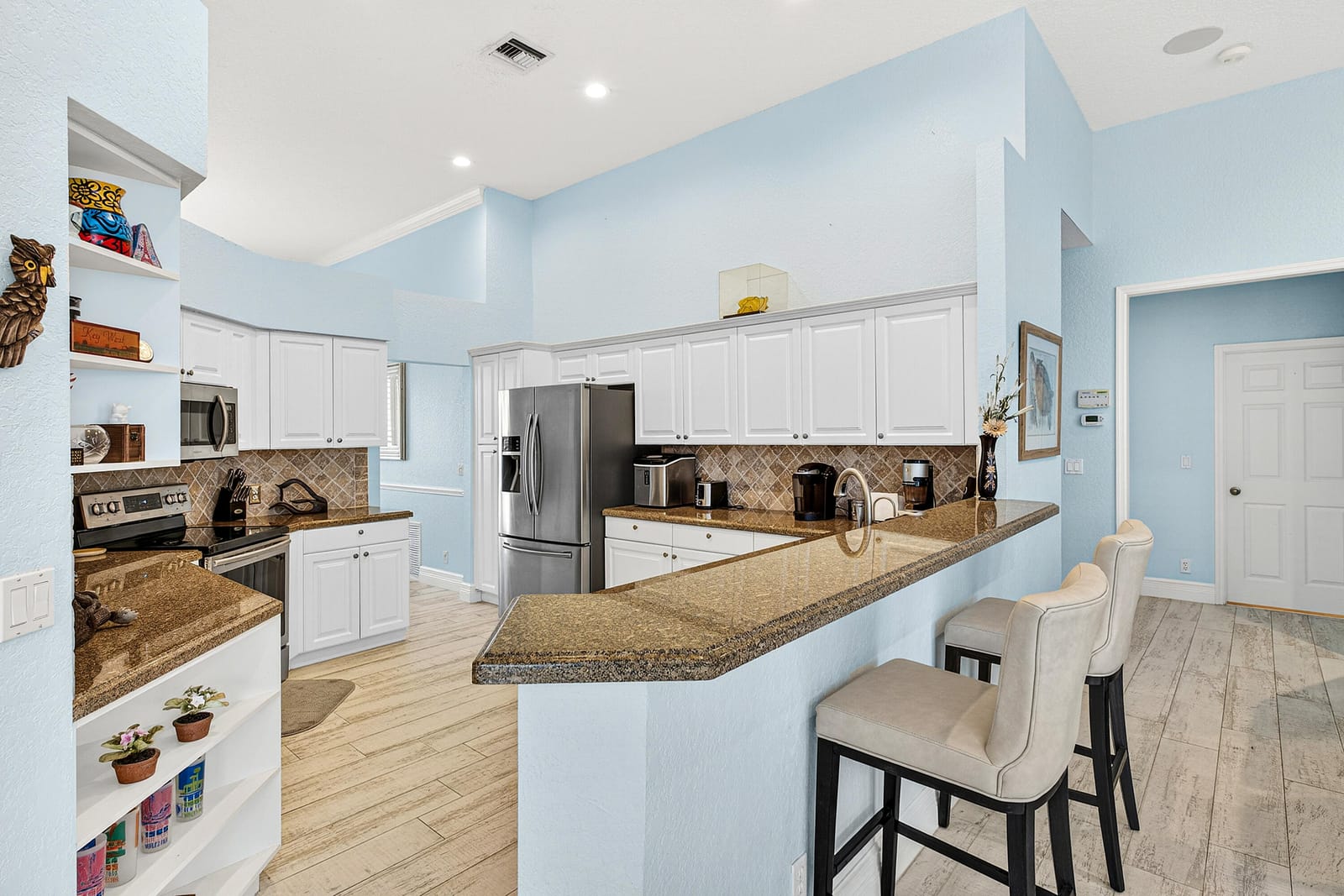9696 Plumeria Way — photo 9