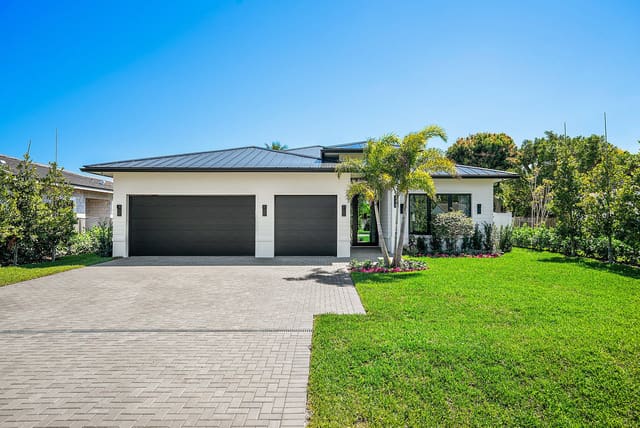 250 NE 16th Street, sold in Plumosa Park Sec A, B And D, Delray Beach, FL