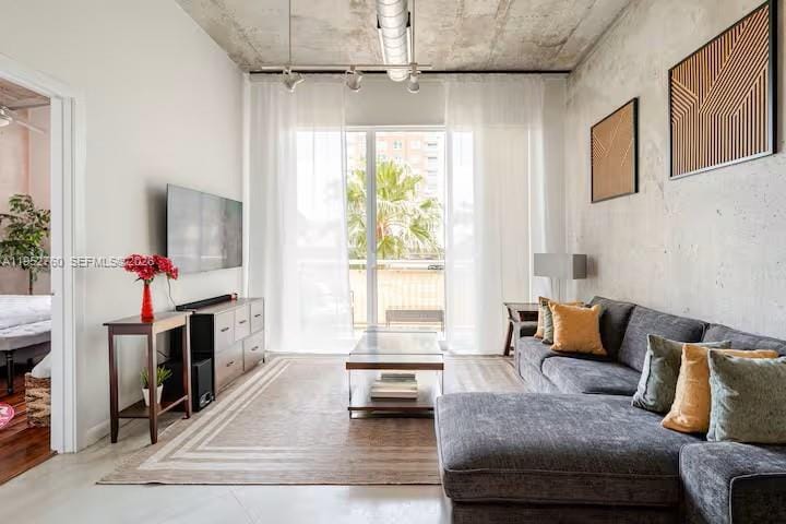 2001 Biscayne Boulevard 3401, Miami, FL 33137