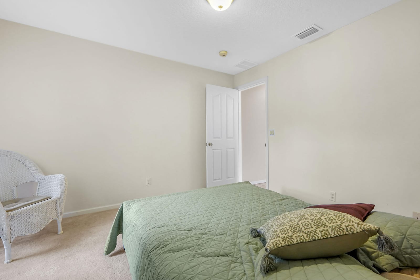 1632 SW Rutland Street — photo 8