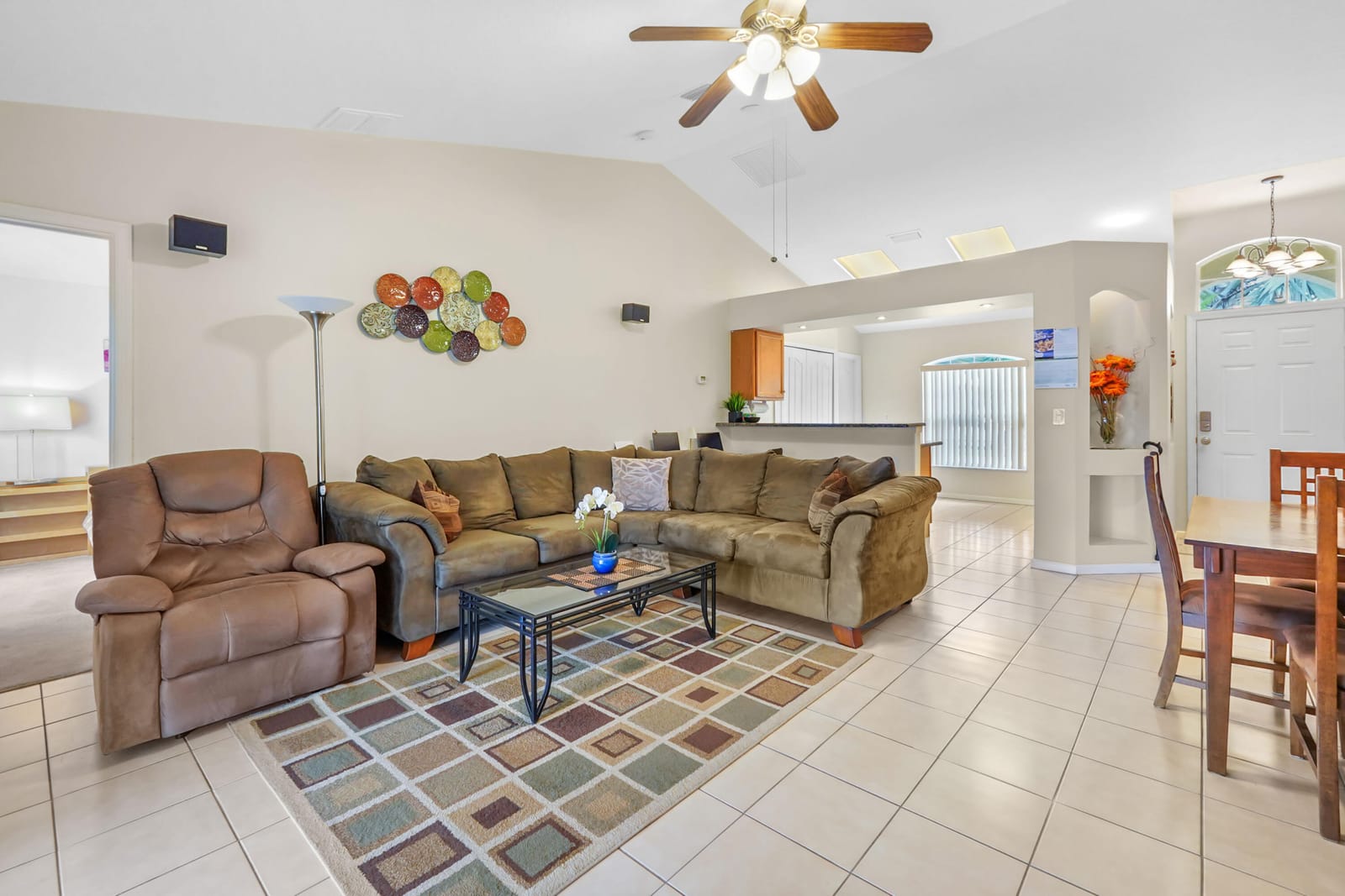 1632 SW Rutland Street — photo 3
