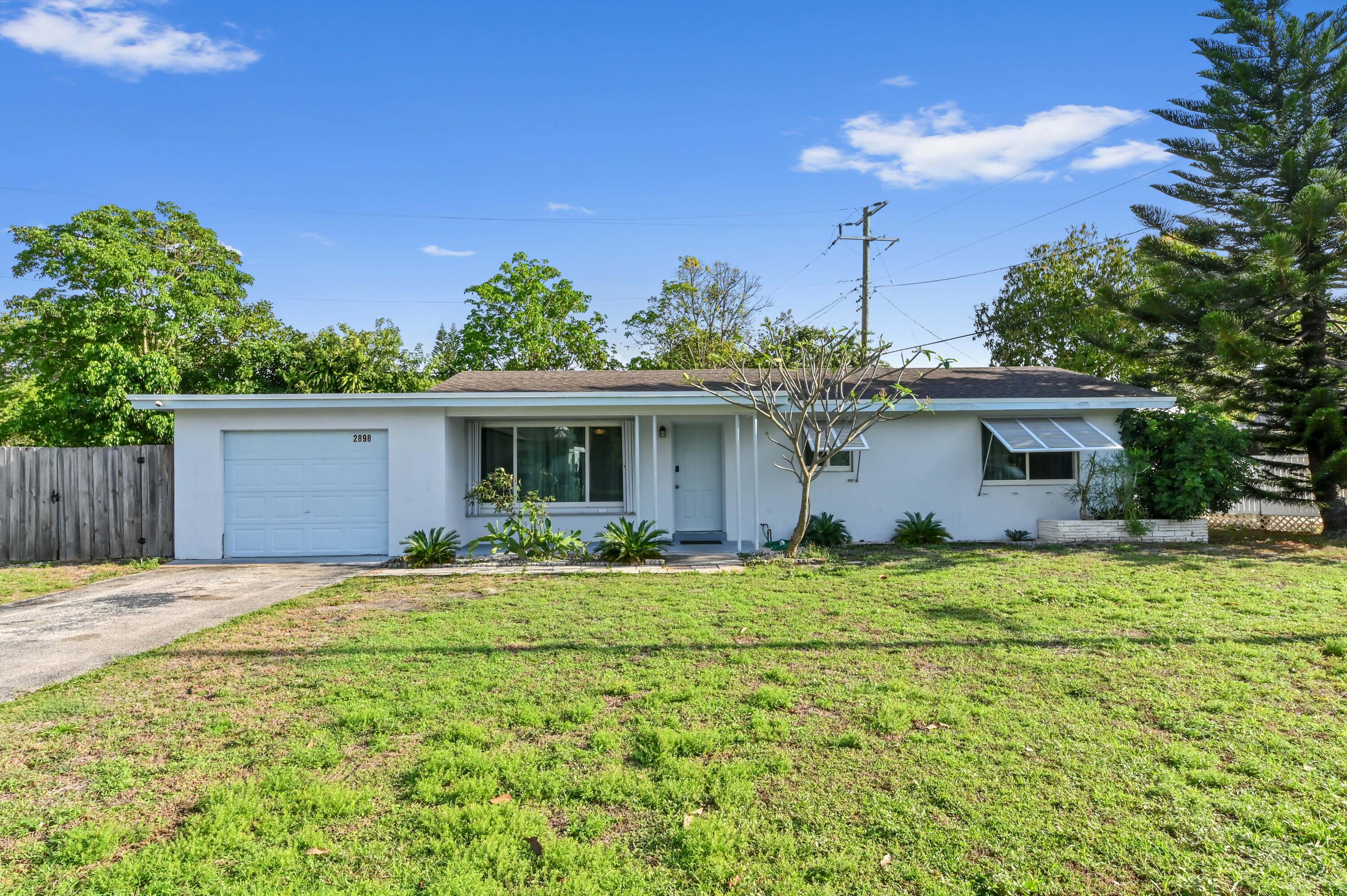 2898 SE 1st Place, Boynton Beach, FL 33435, Boynton Beach