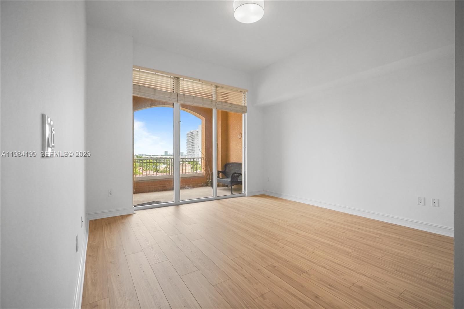 3001 NE 185th Street 716 — photo 11