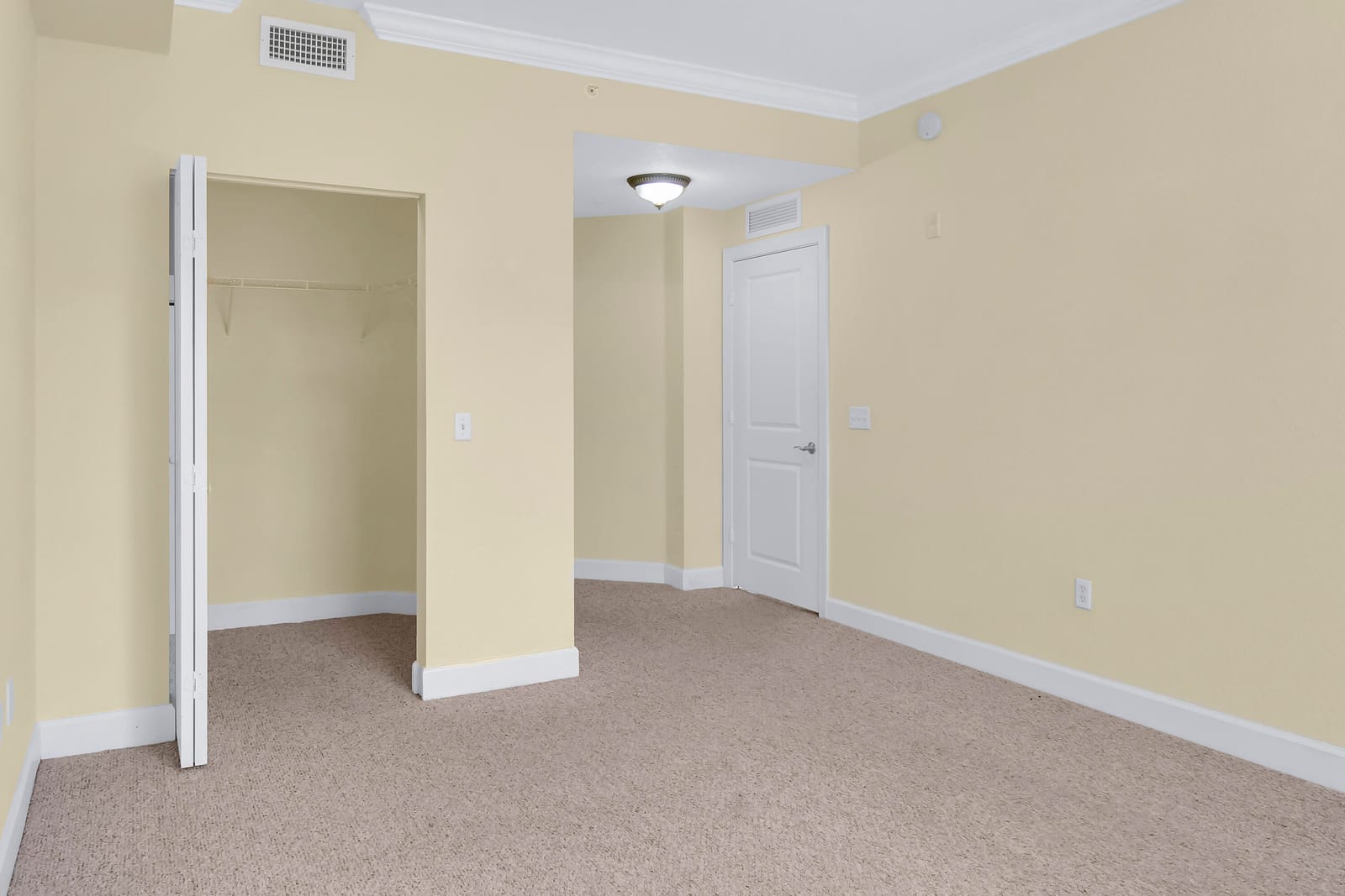 1690 Renaissance Commons Boulevard 1103 — photo 2