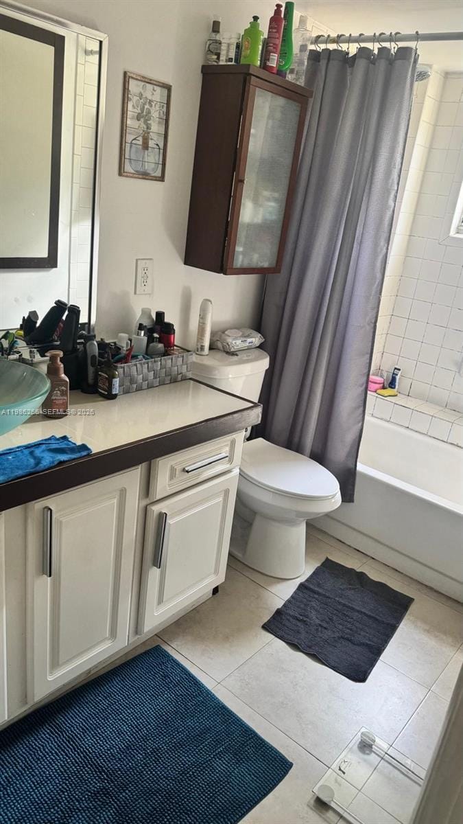 8215 Lake Drive 201, Doral, FL 33166 photo 6