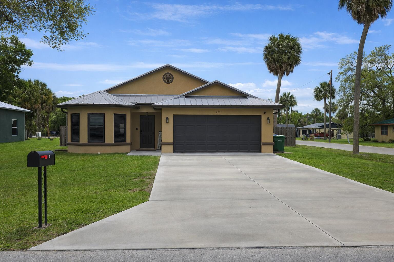 809 SW 3rd Avenue, Okeechobee, FL 34974, Okeechobee