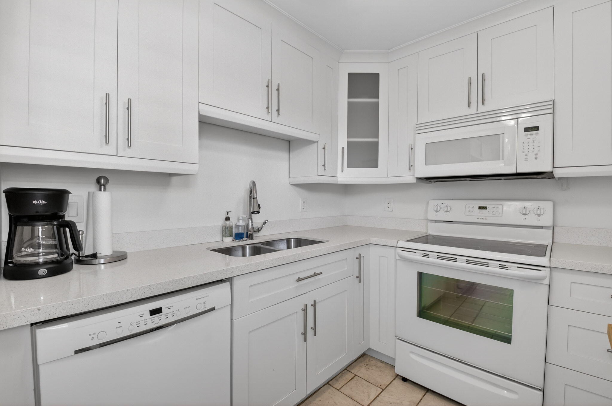 3575 S Ocean Boulevard 205, South Palm Beach, FL 33480, South Palm Beach