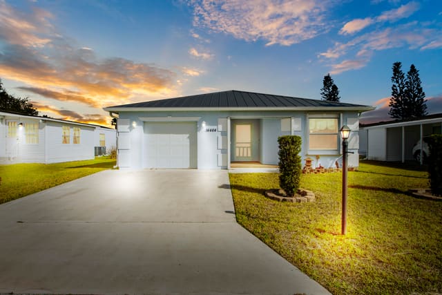 14464 Isla Flores Avenue, Spanish Lakes Fairways, Fort Pierce, FL