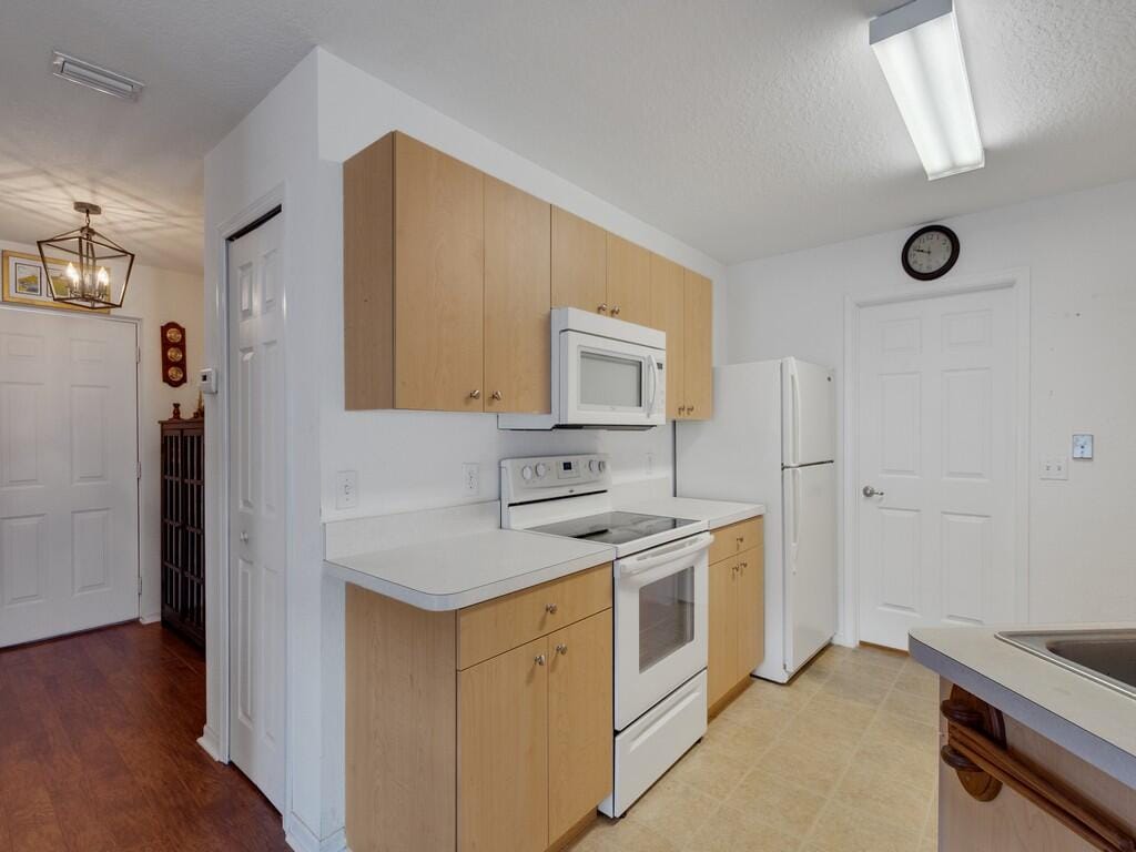 14464 Isla Flores Avenue — photo 12