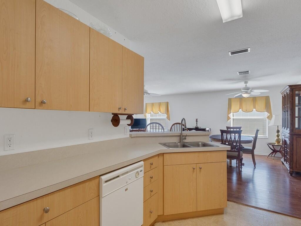 14464 Isla Flores Avenue, Fort Pierce, FL 34951 photo 14