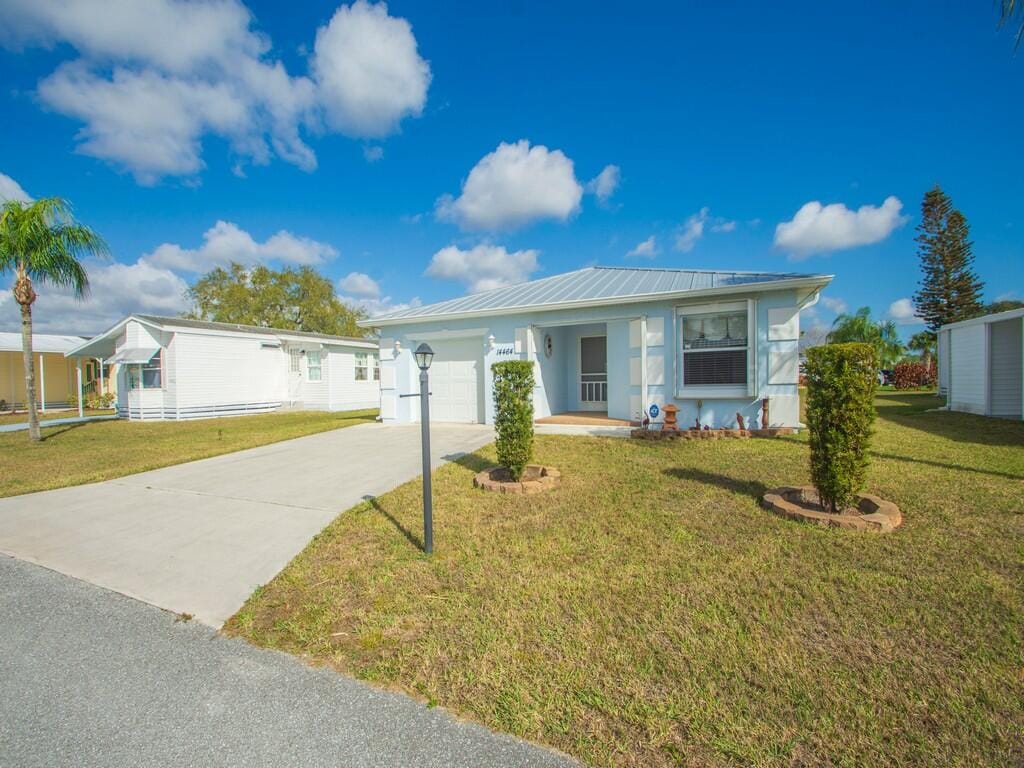 14464 Isla Flores Avenue — photo 4