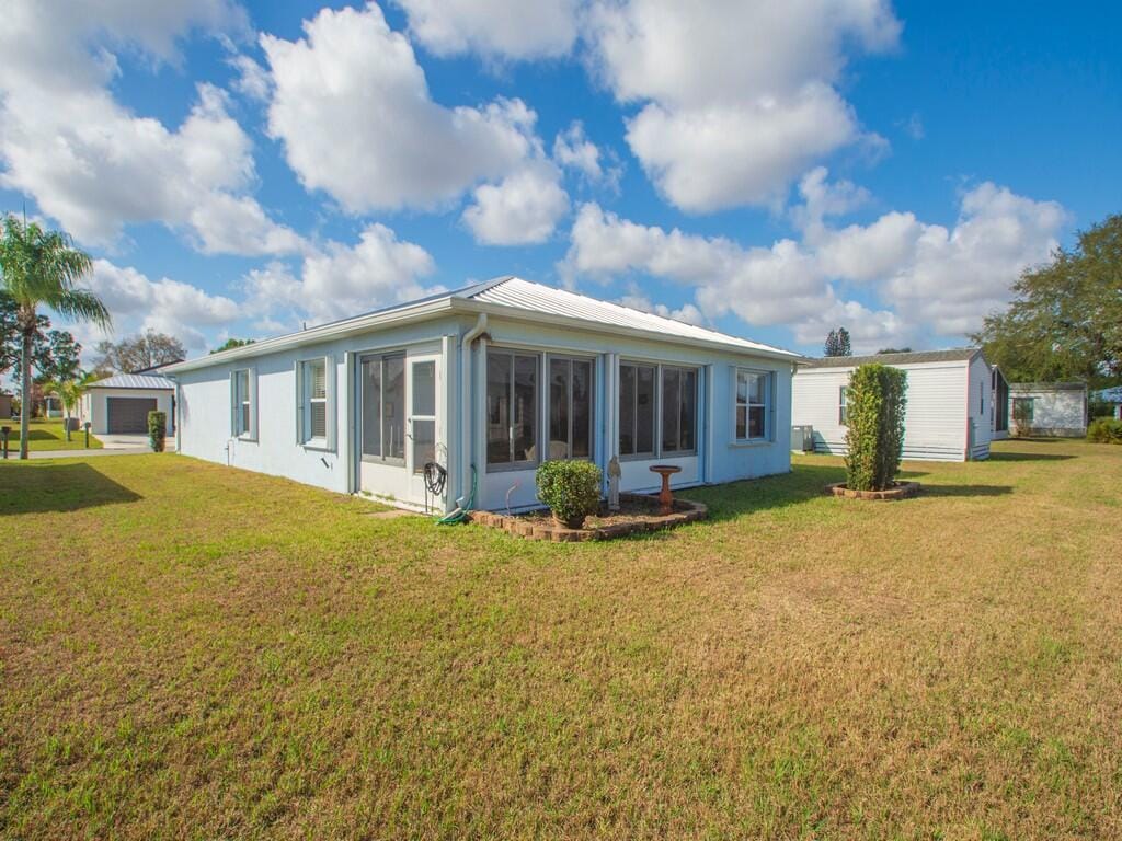 14464 Isla Flores Avenue — photo 5