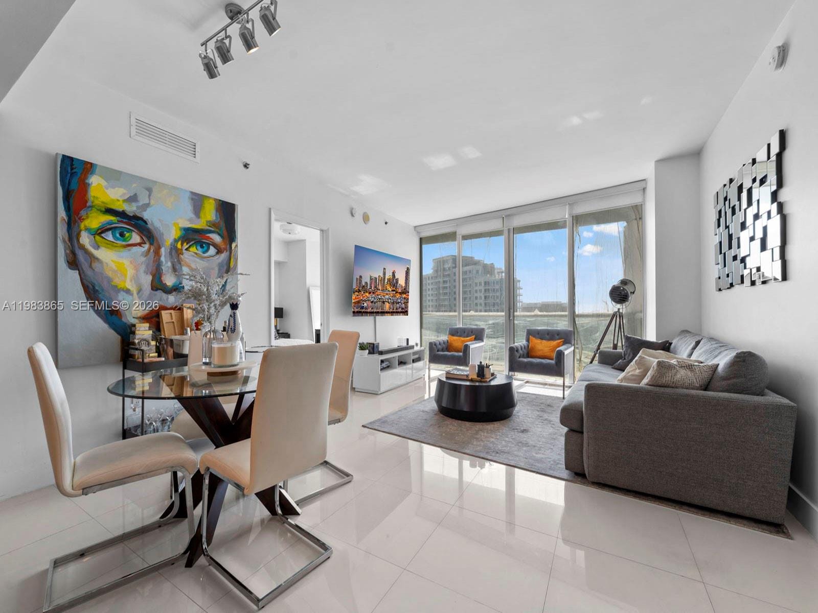 475 Brickell Avenue 2507, Miami, FL 33131 photo 6