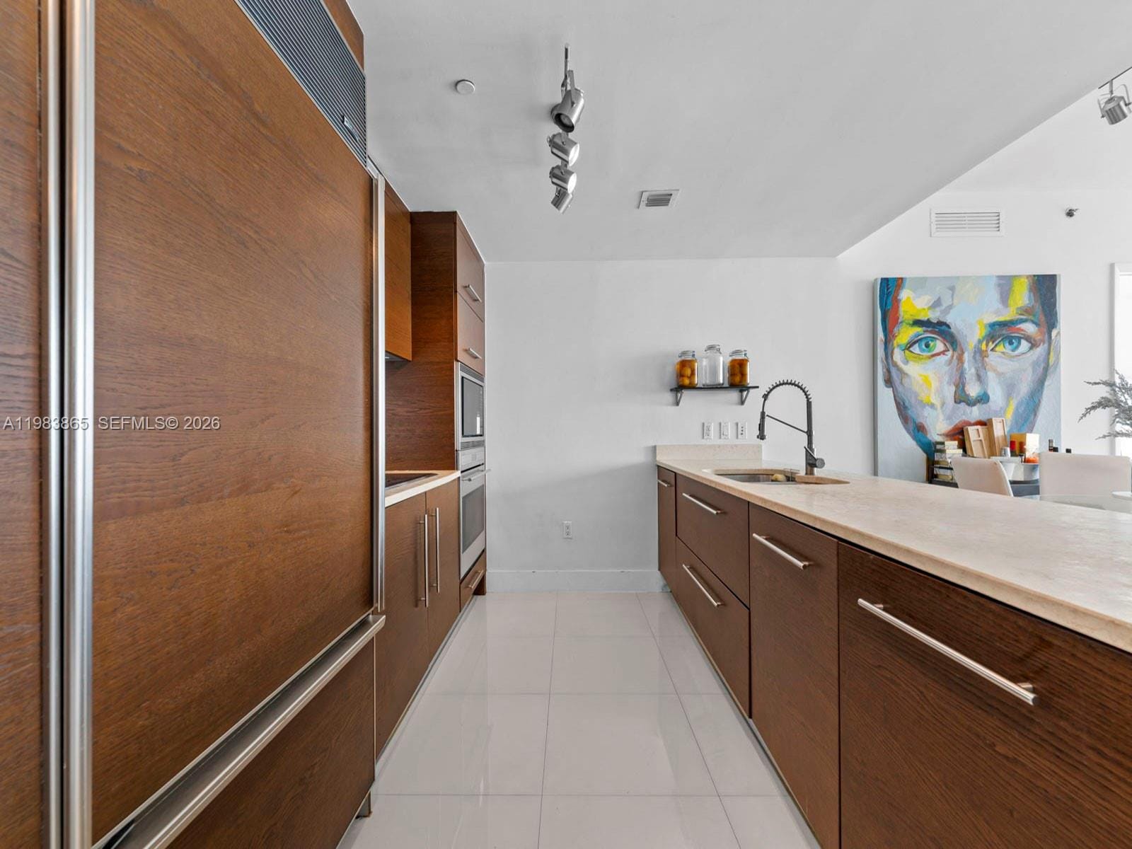 475 Brickell Avenue 2507, Miami, FL 33131 photo 10