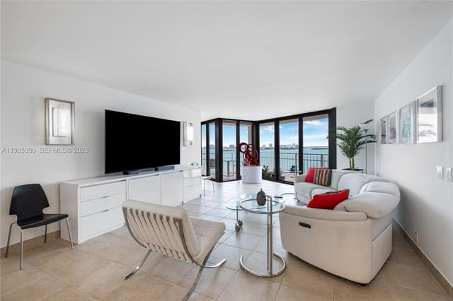 4000 Towerside Terrace 1102, Miami, FL 33138