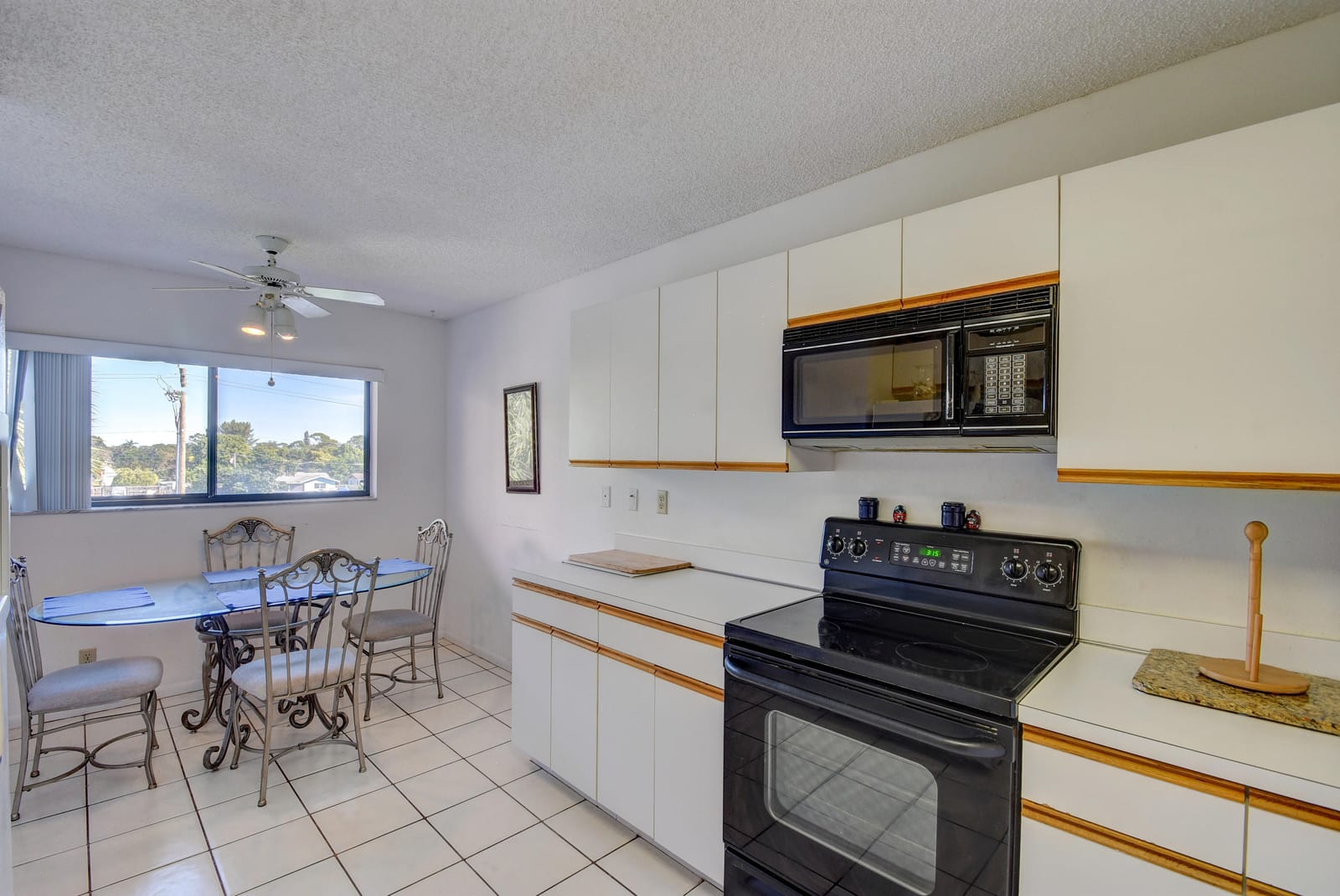 15461 Pembridge Drive 309, Delray Beach, FL 33484 photo 10