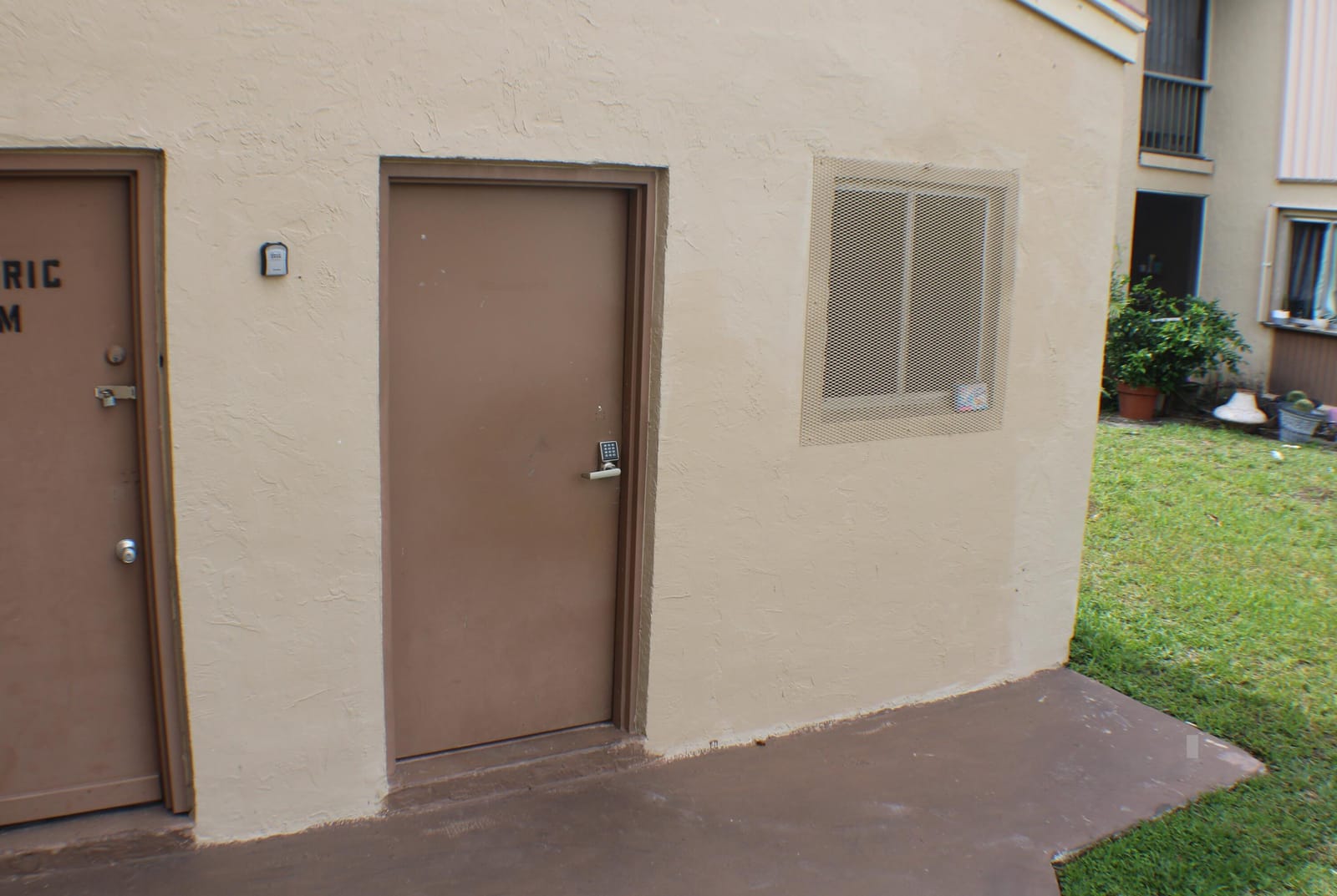 6054 Forest Hill Boulevard 204, West Palm Beach, FL 33415 photo 21