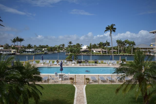 745 SE 19th Avenue 112, Deerfield Beach, FL 33441