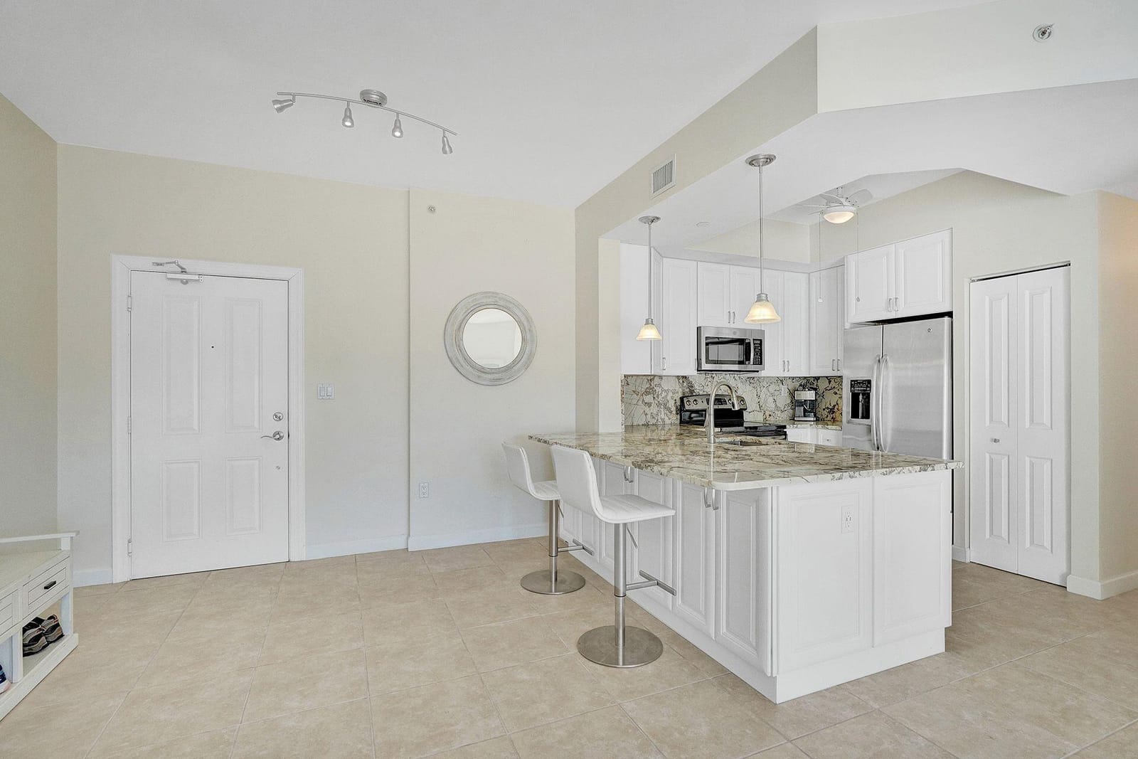 1931 Ne 2nd St 302, Deerfield Beach, FL 33441 photo 11