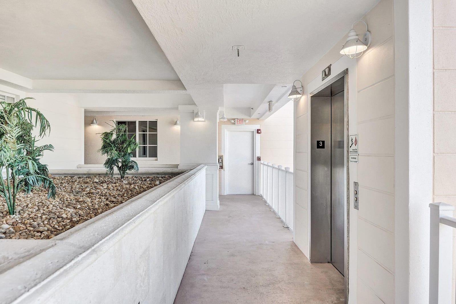 1931 Ne 2nd St 302, Deerfield Beach, FL 33441 photo 7