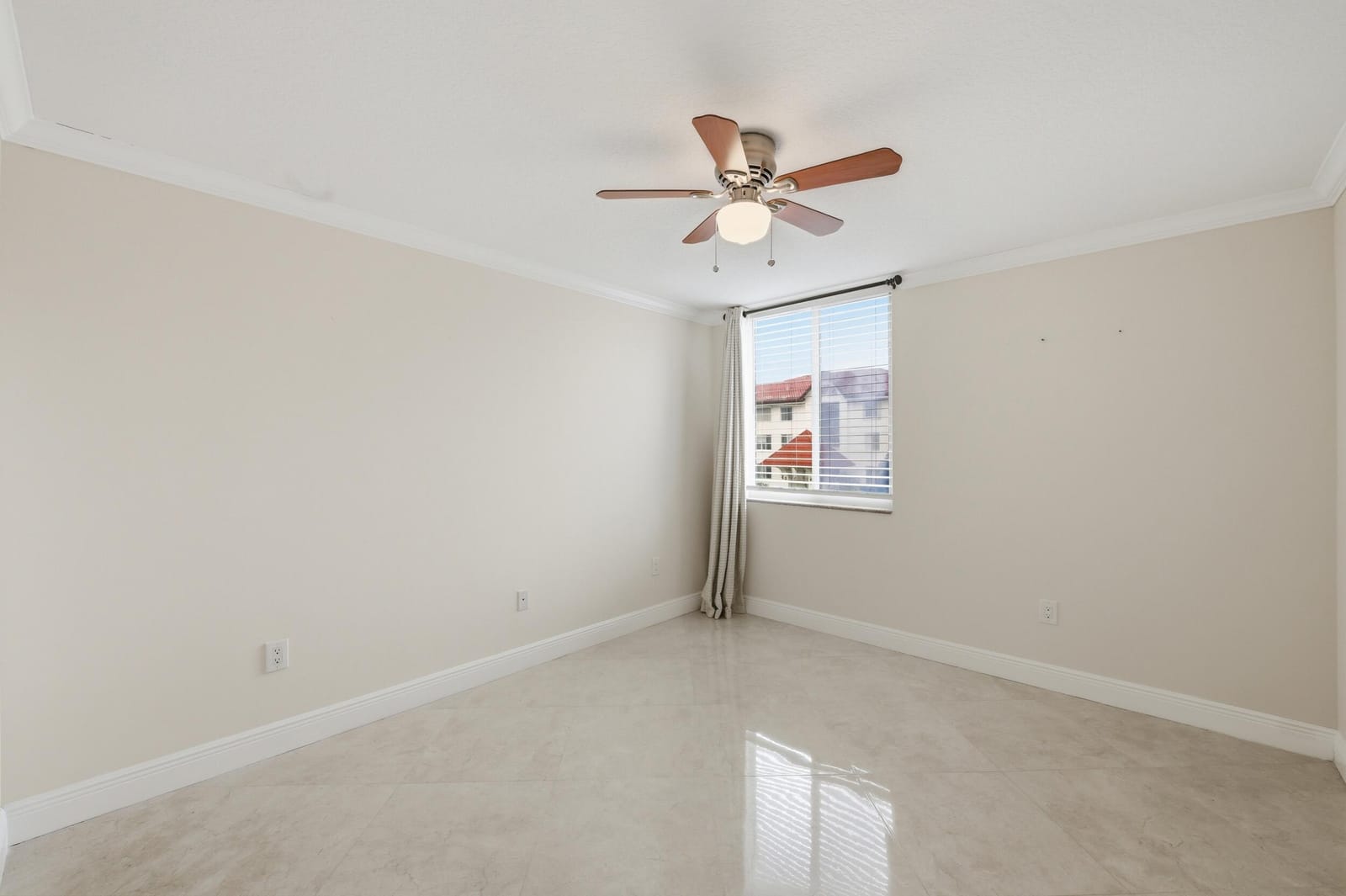108 Half Moon Circle F2, Hypoluxo, FL 33462 photo 14
