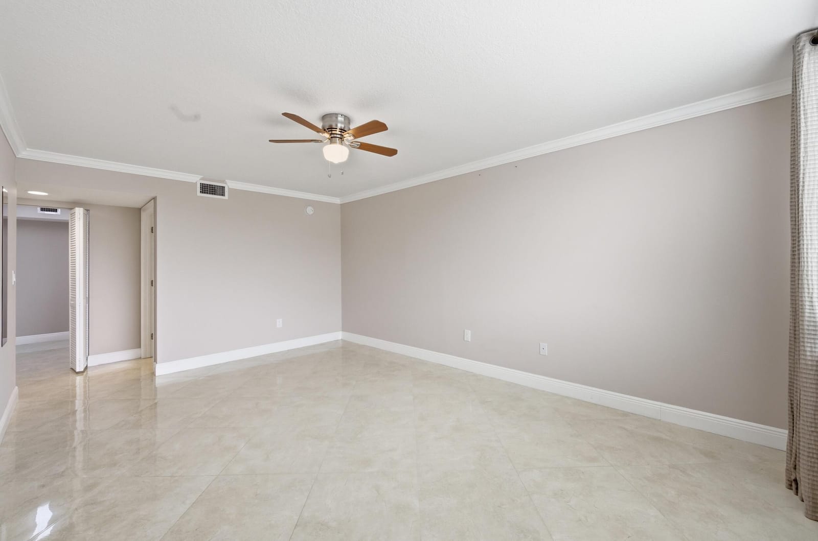 108 Half Moon Circle F2, Hypoluxo, FL 33462 photo 20