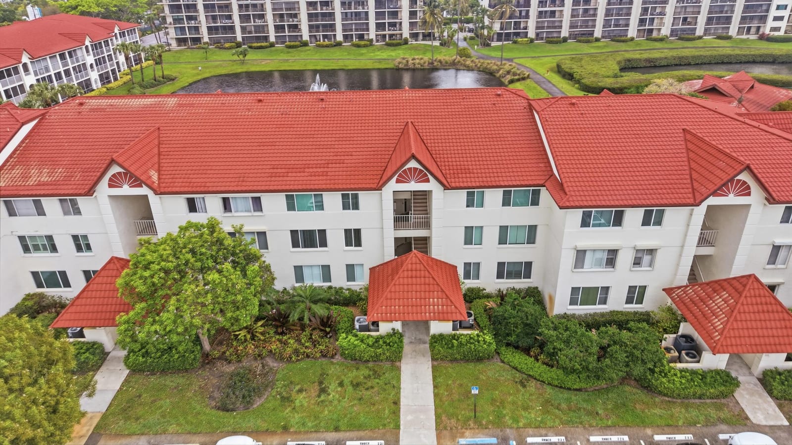108 Half Moon Circle F2, Hypoluxo, FL 33462 photo 30