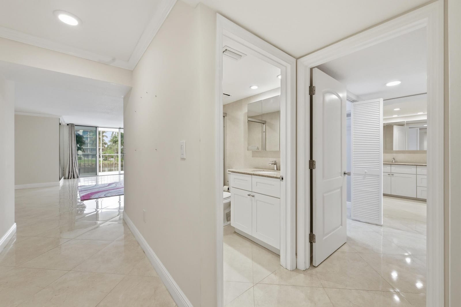 108 Half Moon Circle F2, Hypoluxo, FL 33462 photo 4