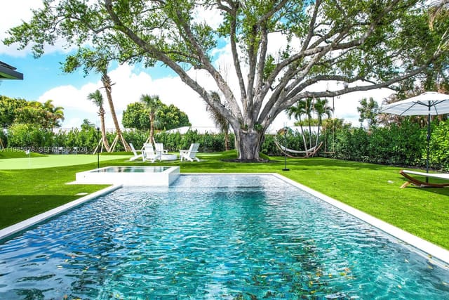 59 SE Turtle Creek Drive, sold in Turtle Creek Village, Jupiter, FL