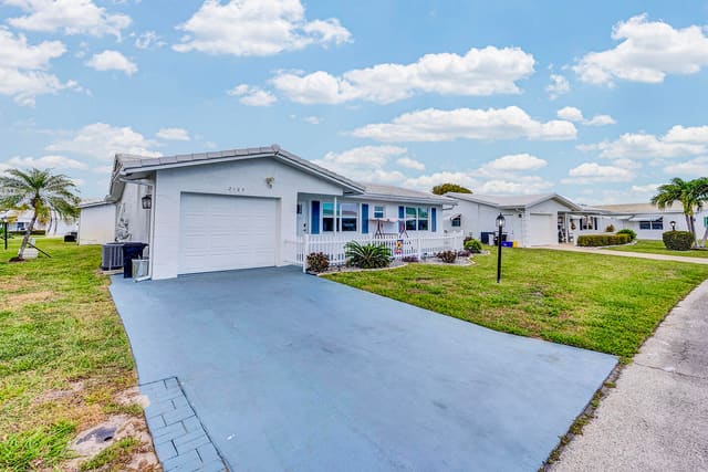 2105 Alfred Drive, sold in Boynton Leisureville, Boynton Beach, FL