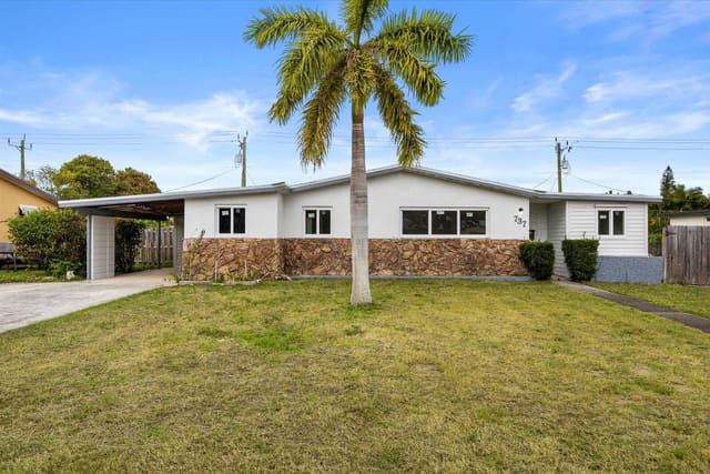 737 W Ilex Drive, sold in Kelsey City, Lake Park, FL