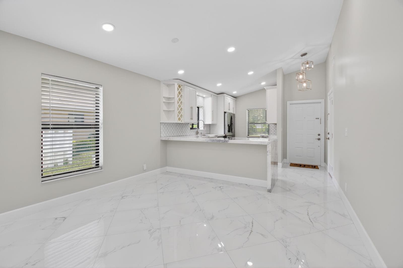 8216 Sweetbriar Way — photo 5