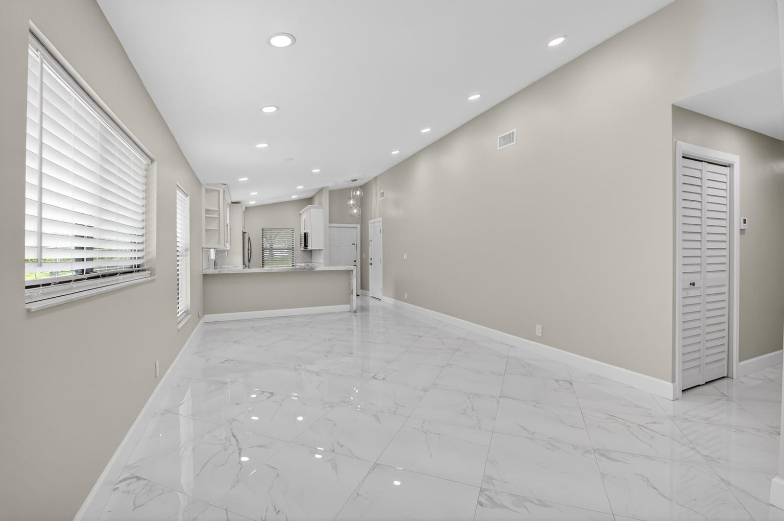 8216 Sweetbriar Way — photo 10