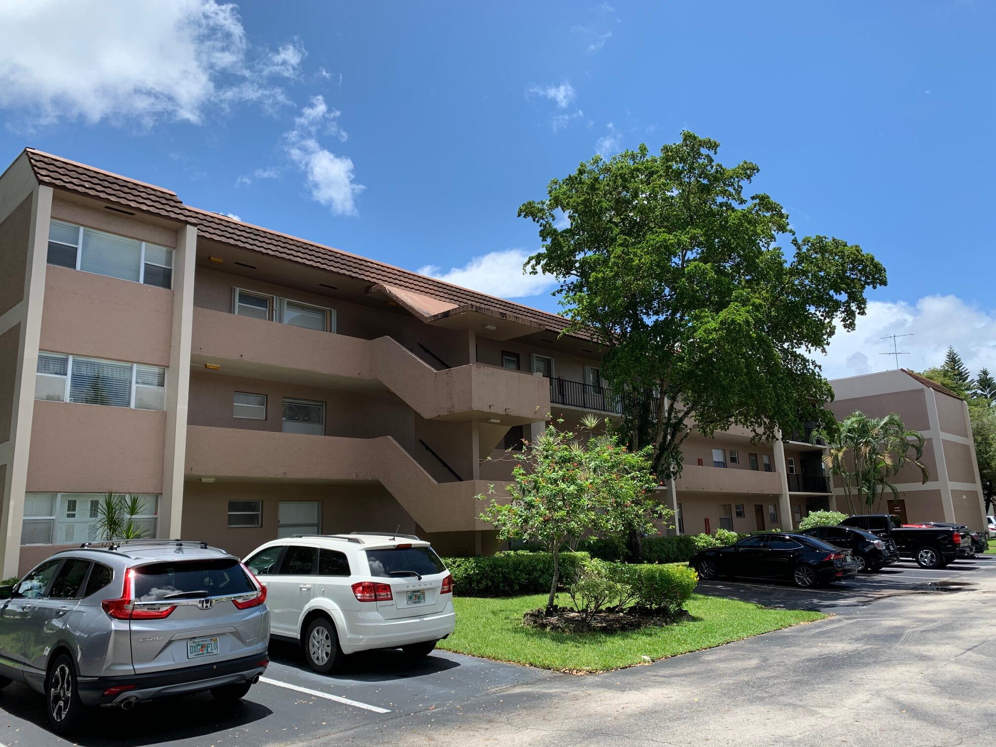 8350 Sands Point Boulevard E202, Tamarac, FL 33321, Tamarac