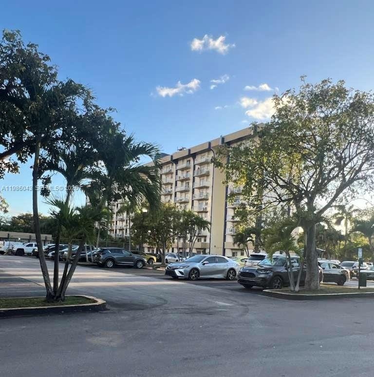 4550 NW 9th Street 114E, Miami, FL 33126 photo 14
