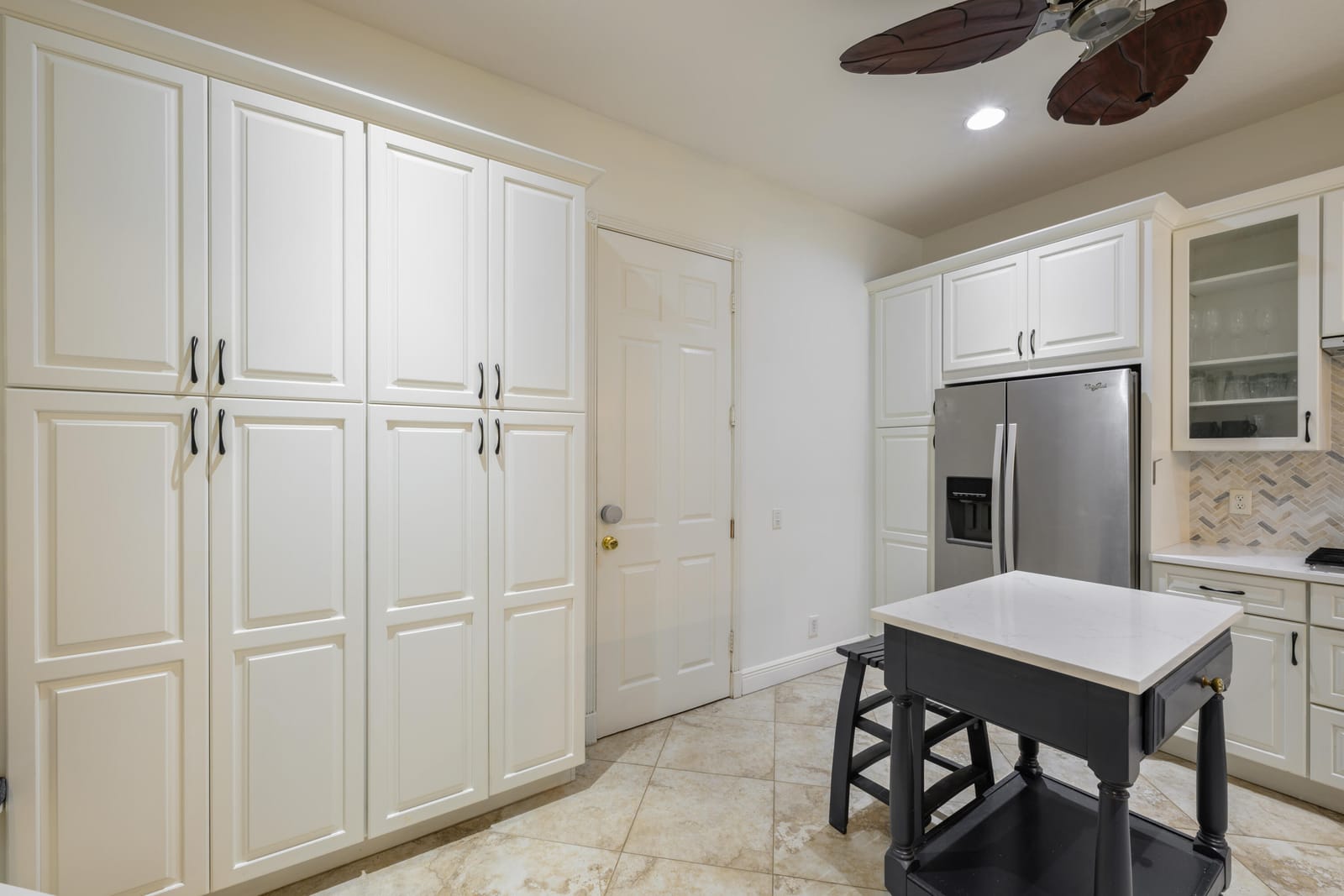 742 Cable Beach Lane — photo 9
