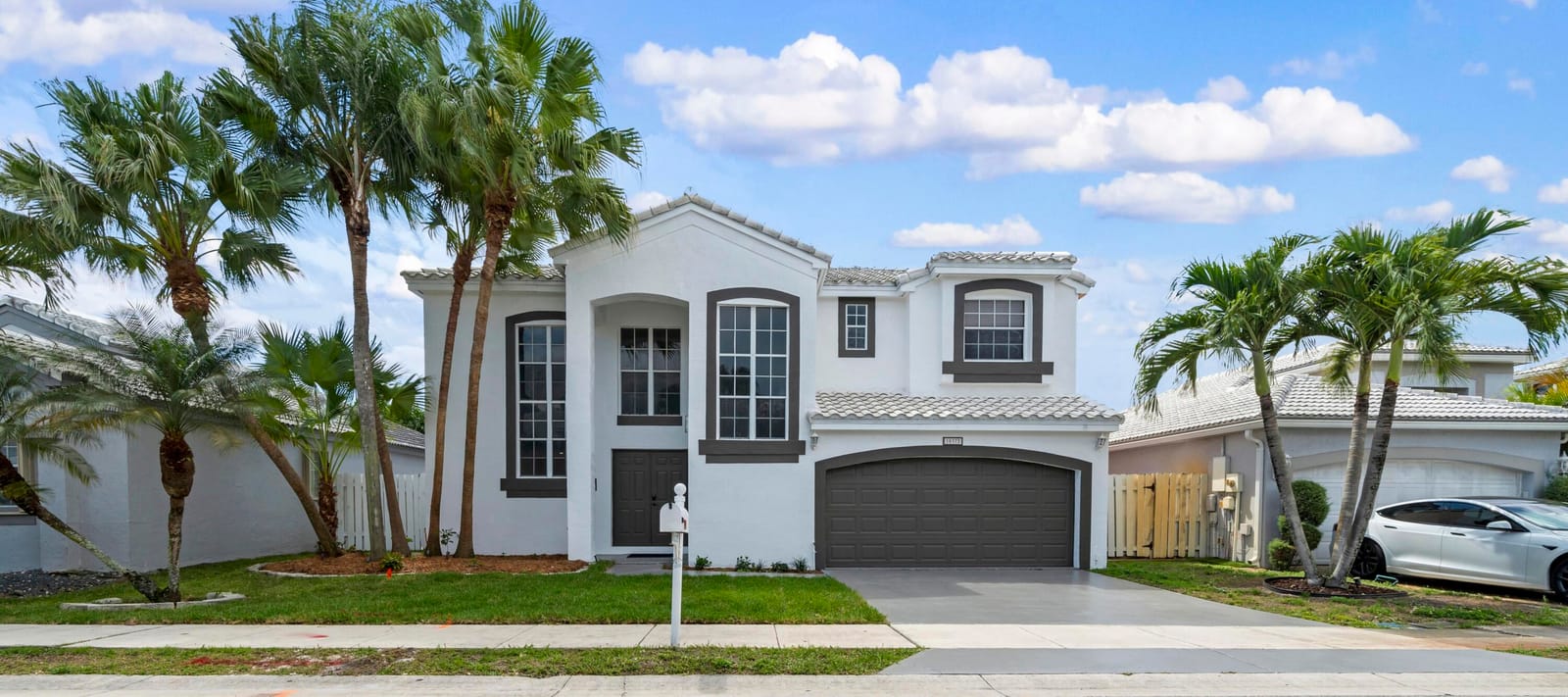 10372 SW 9th Lane, Pembroke Pines, FL 33025 photo 4
